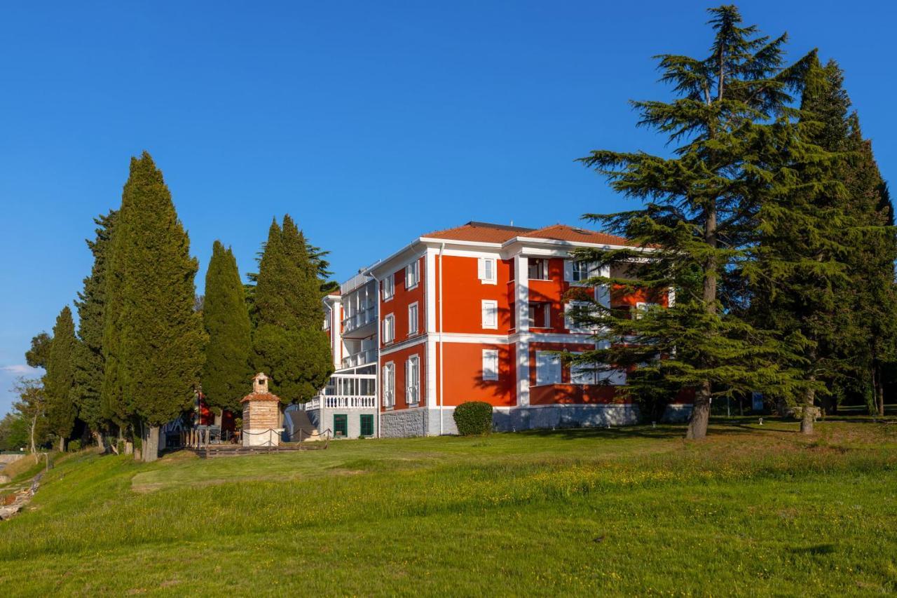 Villa Valdepian Apartments Савудрия Экстерьер фото