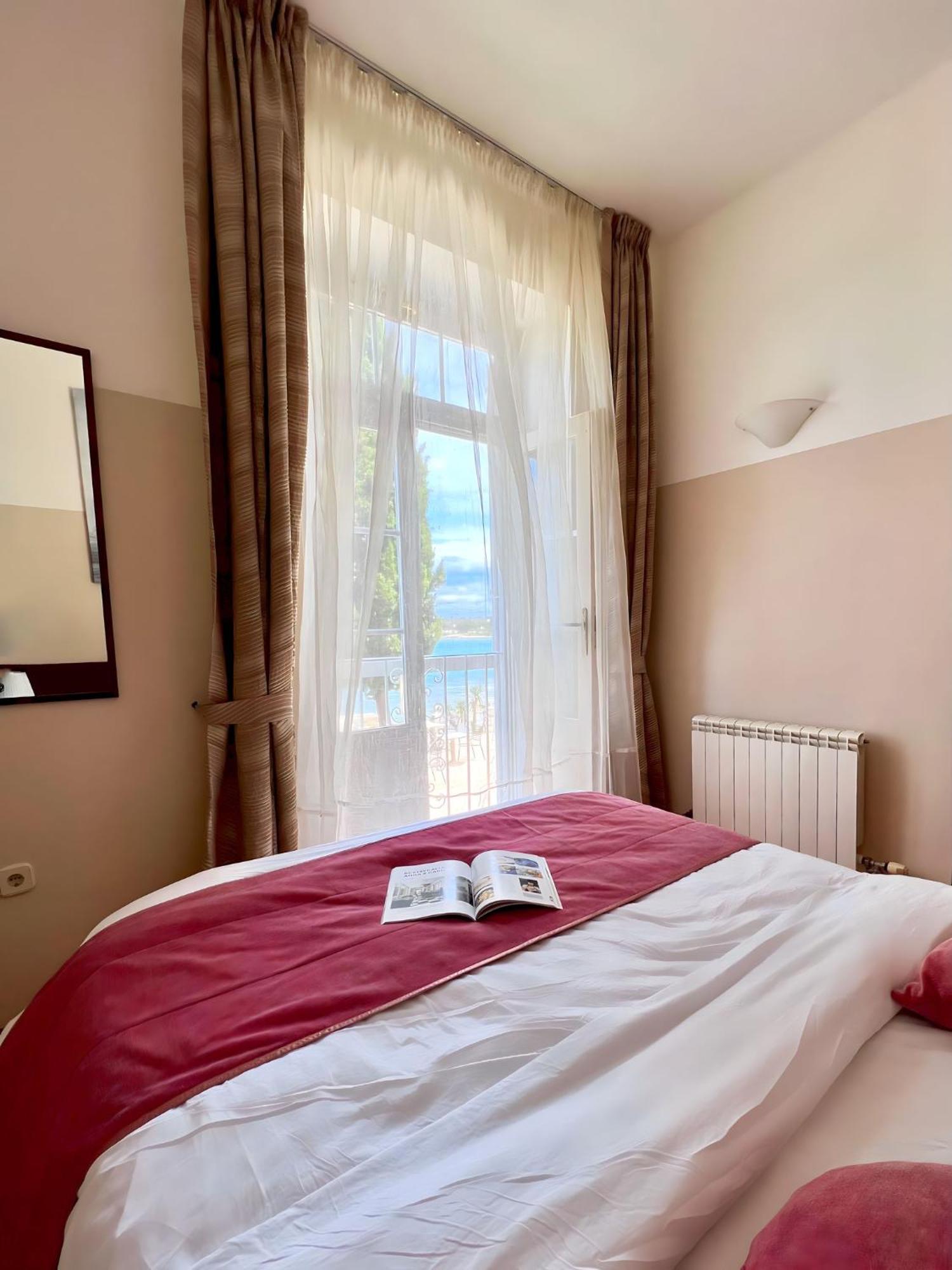Villa Valdepian Apartments Савудрия Экстерьер фото